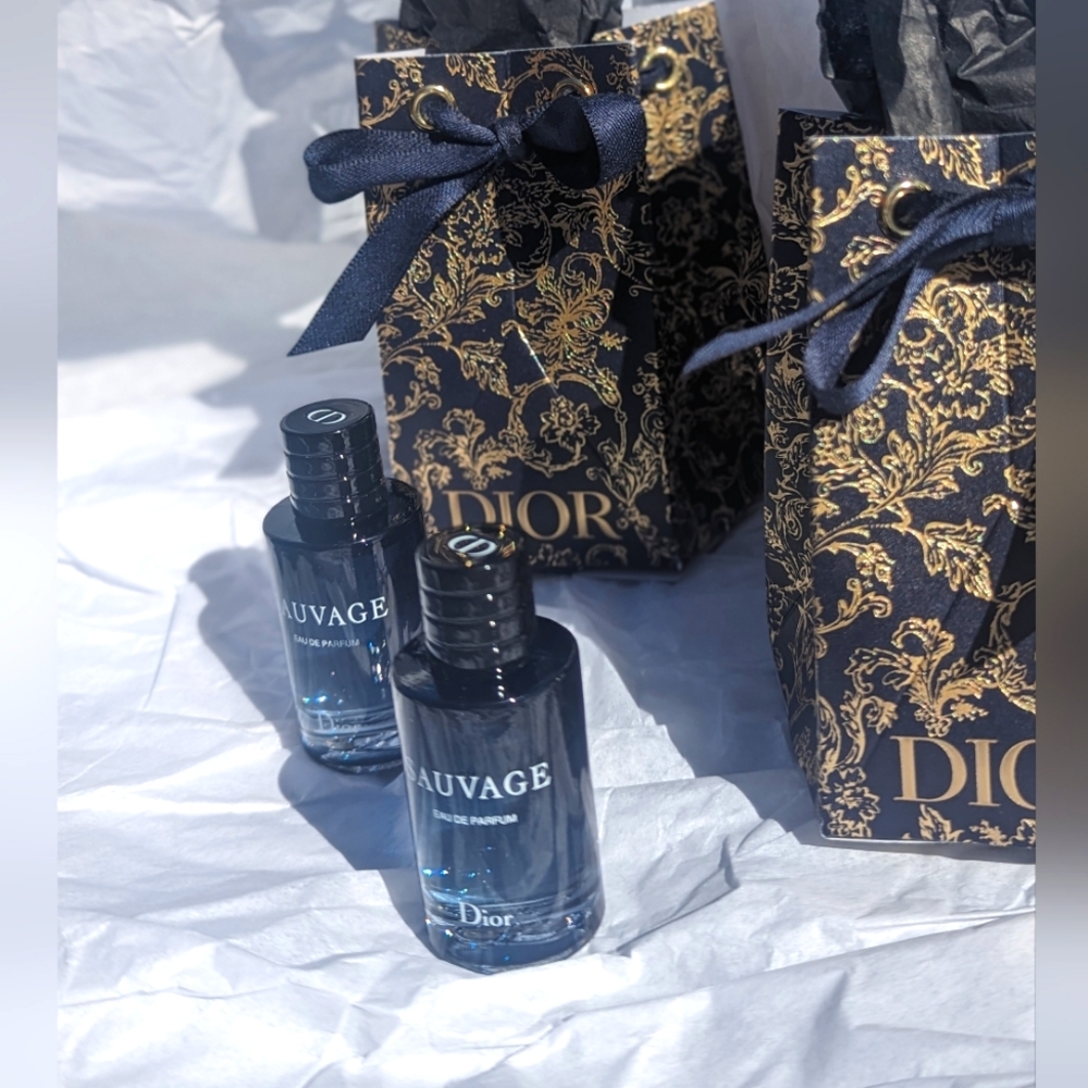 ❣️2xNIB DIOR SAUVAGE eau de parfum wDior gift boxing w ribbon ties❣️Valentine's